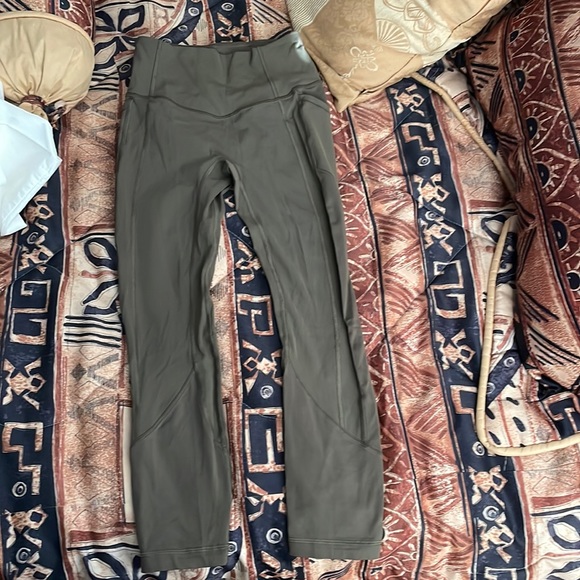 lululemon athletica Pants - Lululemon leggings, size 4, Inseam 21